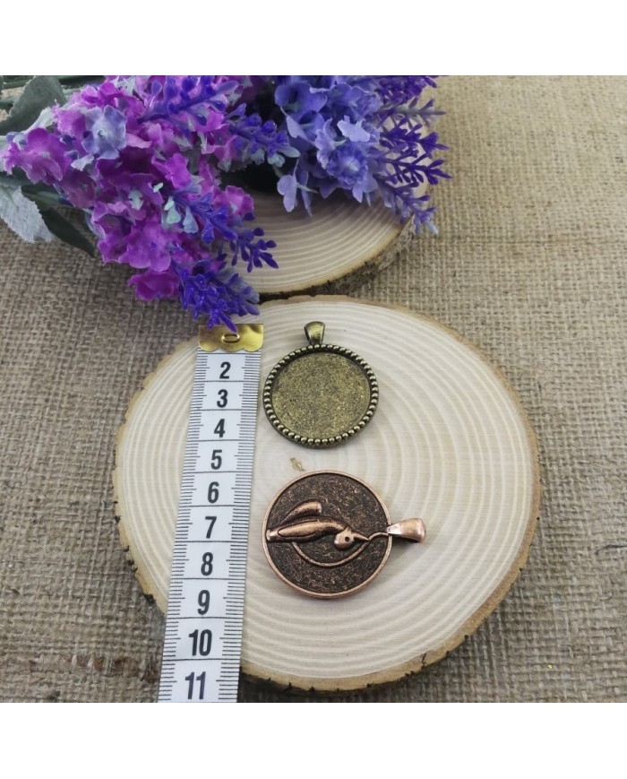 Kolye Ucu -Yuvarlak(arkası desenli) Bakır