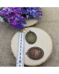 Kolye Ucu - Kenarı Şekilli Eskitme Oval Bakır