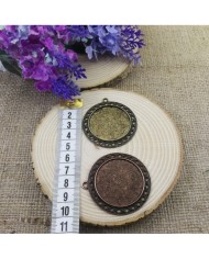 Kolye Ucu - Kenarı Şekilli Eskitme Yuvarlak Bakır