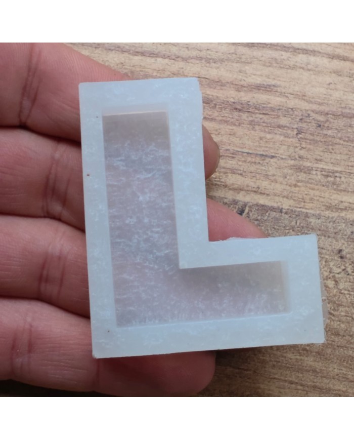 Tekli Harf Epoksi Reçine Kalıbı - L