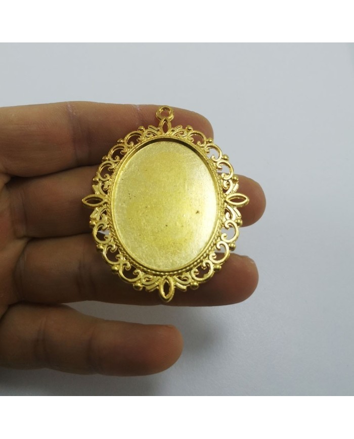 Metal Kolye Ucu - Gold Çerçeve